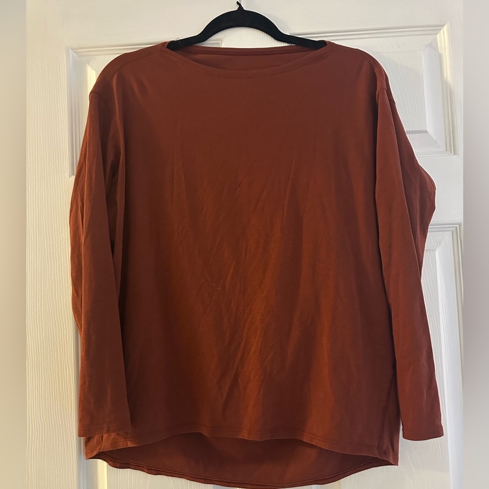 Lululemon Women's Rust Long Sleeve Top